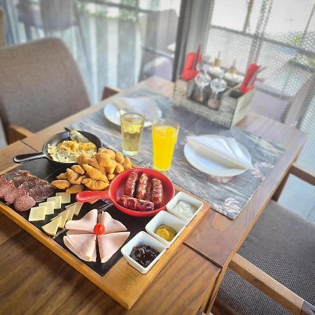 Hotel City Code Zeniça Dış mekan fotoğraf