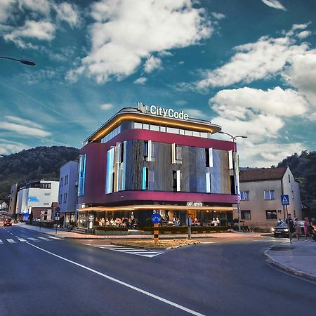 Hotel City Code Zeniça Dış mekan fotoğraf