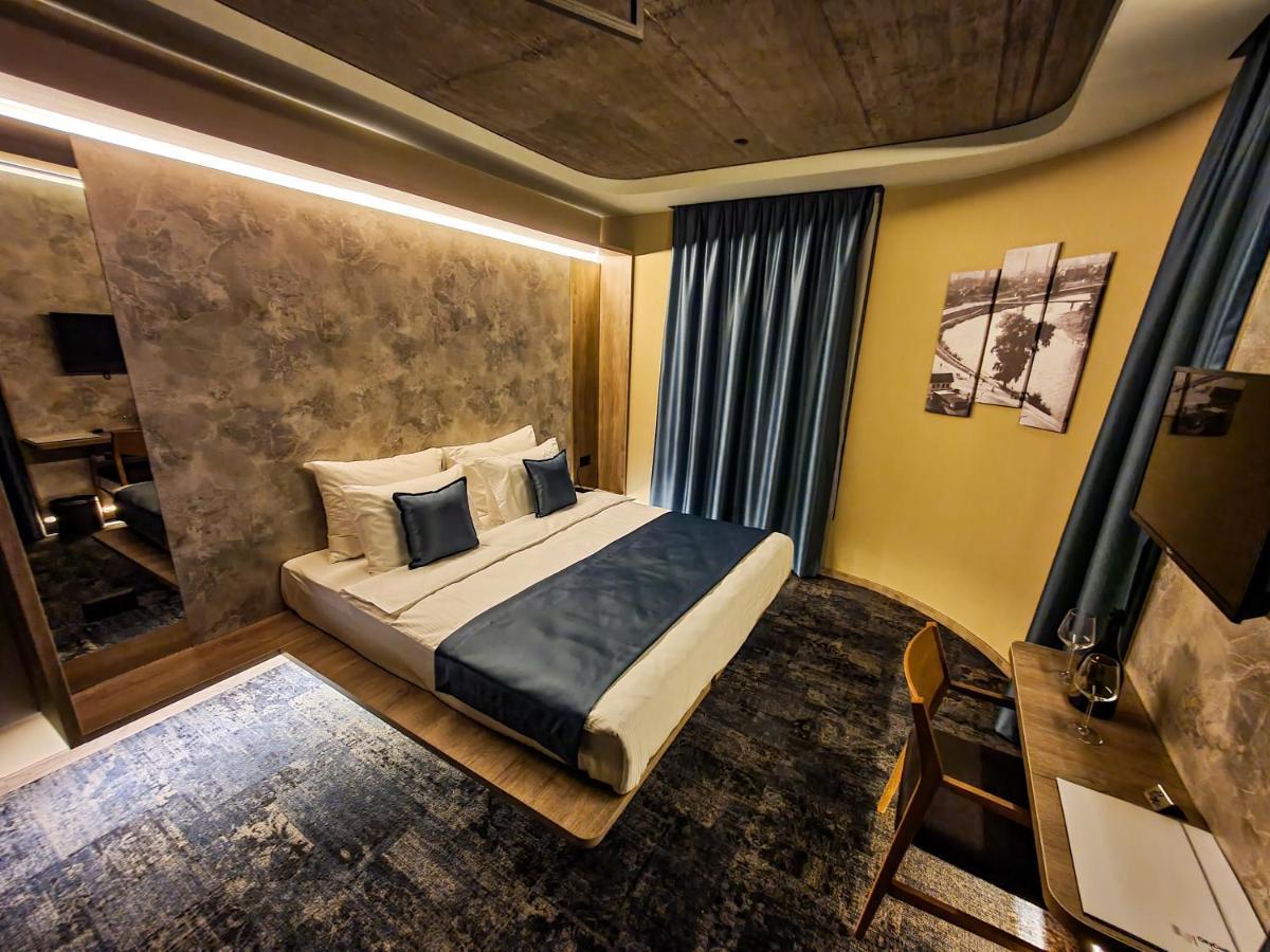 Hotel City Code Zeniça Dış mekan fotoğraf